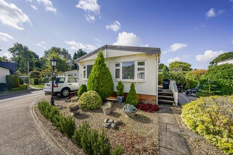 2 bedroom mobile home for sale, Willows Riverside Park, Windsor