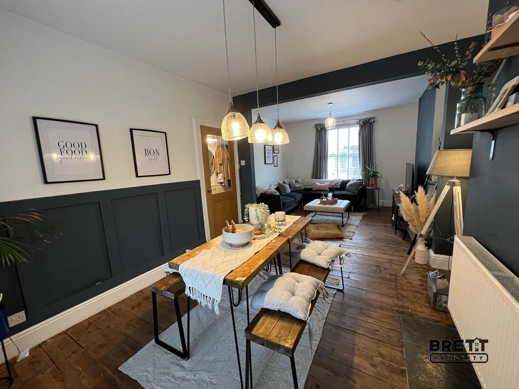 Living/Dining Room