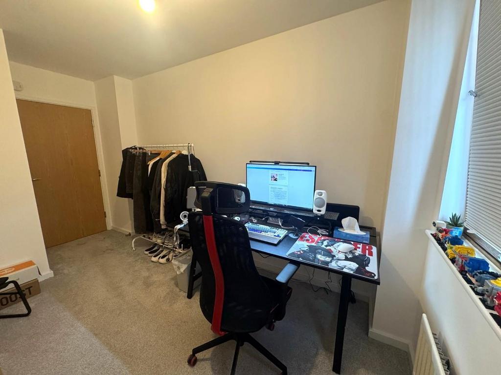 Bedroom 2.jpg