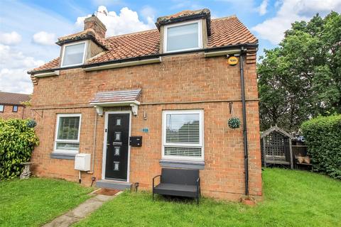 3 bedroom terraced house for sale, Henderson Road, Newton Aycliffe