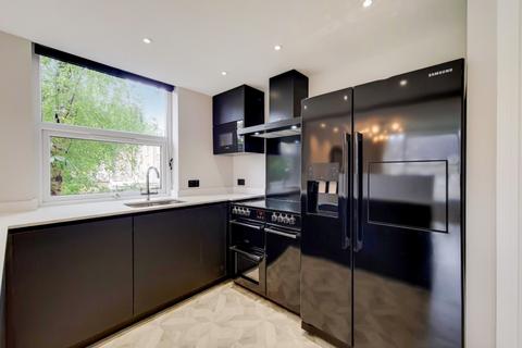 3 bedroom flat to rent, St John's Wood Park, St John's Wood, London, NW8