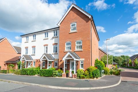 4 bedroom semi-detached house for sale, Abbey Park Way, Crewe CW2