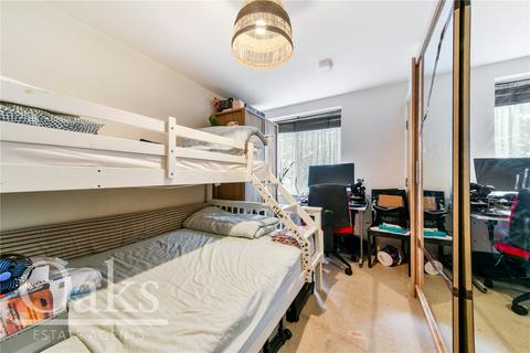 20 Watson Place, London, SE25 5EX