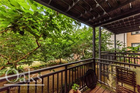 20 Watson Place, London, SE25 5EX
