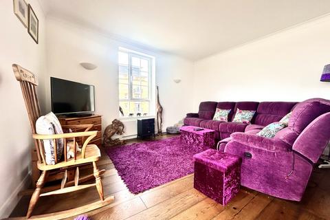 2 bedroom apartment to rent, Narrow Street, London, E14