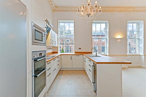 2 bedroom apartment for sale, High Street, Arundel, West Sussex, BN18