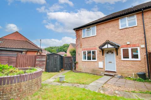 10 Bracklesham Close, Southampton, SO19 8TD