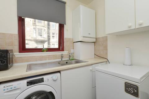 2/2 Harrismith Place, Edinburgh, EH7 5PA