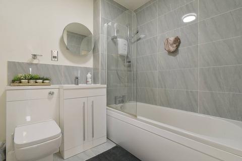 2/2 Harrismith Place, Edinburgh, EH7 5PA