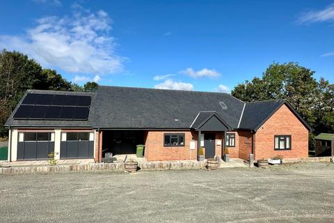 3 bedroom bungalow for sale, Clehonger, Hereford, HR2