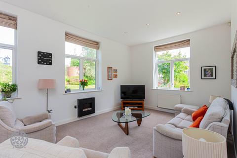 2 bedroom apartment for sale, Kerry Hill, Hawkshaw, Bury, Greater Manchester, BL8 4GT