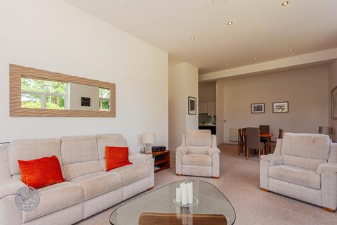 2 bedroom apartment for sale, Kerry Hill, Hawkshaw, Bury, Greater Manchester, BL8 4GT