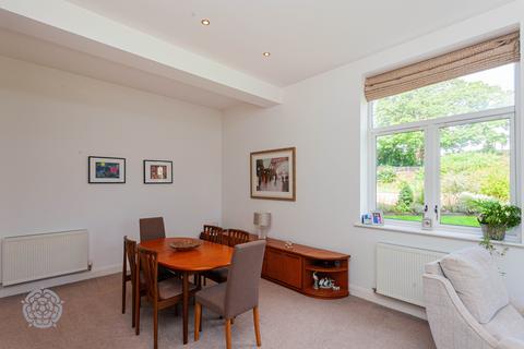 2 bedroom apartment for sale, Kerry Hill, Hawkshaw, Bury, Greater Manchester, BL8 4GT