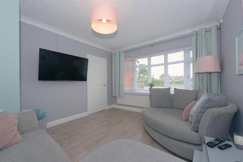 3 bedroom semi-detached house for sale, Sutton Road, Sutton Farm, Shrewsbury