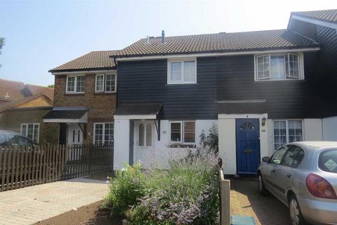 2 bedroom terraced house to rent, Buttermere Road, Orpington