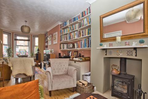 8 Russell Road, Folkestone, CT19 5RJ