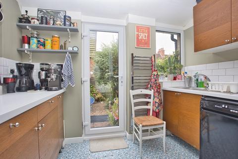 8 Russell Road, Folkestone, CT19 5RJ