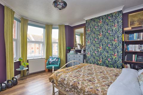 8 Russell Road, Folkestone, CT19 5RJ