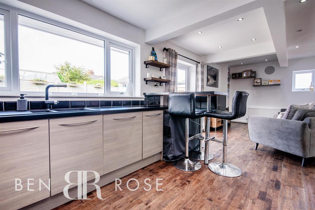 Kitchen/Family Room