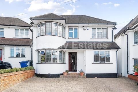 5 bedroom detached house for sale, Tretawn Gardens, Mill Hill, NW7