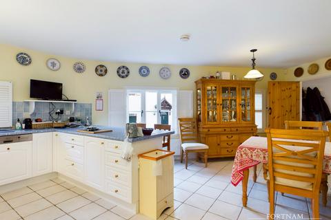 4 bedroom detached house for sale, Queens Walk, Charmouth, DT6