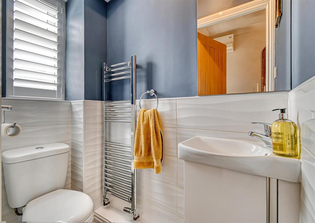 18 Danesbrook-11.jpg