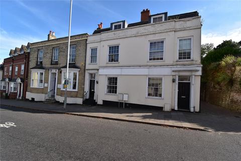 3 bedroom terraced house to rent, East Hill, Colchester, Essex, CO1