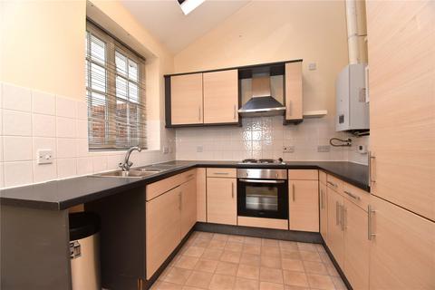 3 bedroom terraced house to rent, East Hill, Colchester, Essex, CO1