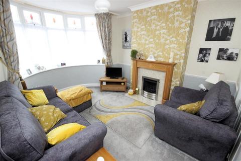 3 bedroom semi-detached house for sale, Hilston Avenue, Halesowen B63