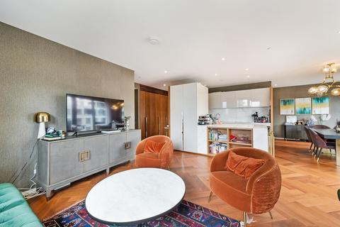 3 bedroom apartment for sale, Capital Building, Embassy Gardens, Nine Elms, London, SW11