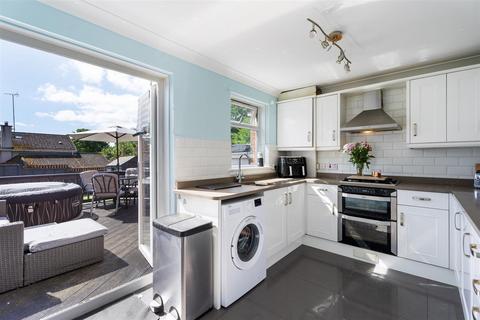 22 Ross Drive, Airdrie, ML6 9TX