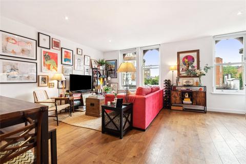 Flat B, 396 Garratt Lane, London, SW18 4HP