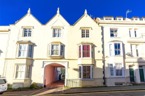 6 bedroom end of terrace house for sale, College Place, Brighton