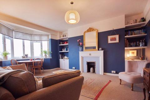 1 bedroom apartment for sale, Streatham High Road, London SW16