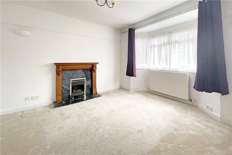 2 bedroom flat to rent, Berkeley Close, Ruislip, HA4