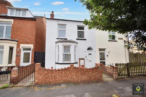 3 bedroom semi-detached house for sale, Linden Road, Gloucester