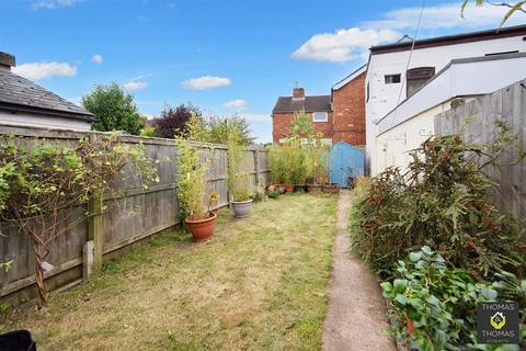 81 Linden Road, Gloucester, GL1 5HB