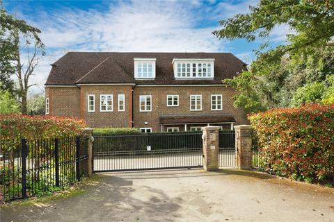 Cross Road, Sunningdale, Berkshire, SL5