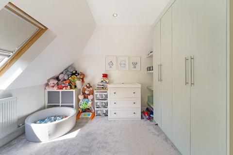 4 Ballards Green, Burgh Heath, Tadworth, KT20 6DA