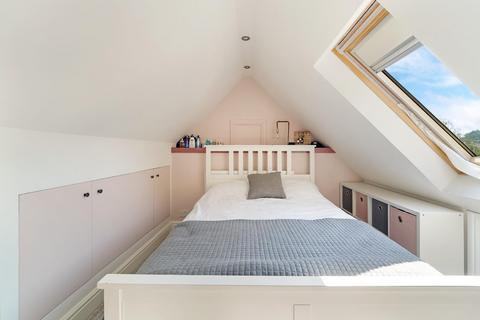 4 Ballards Green, Burgh Heath, Tadworth, KT20 6DA