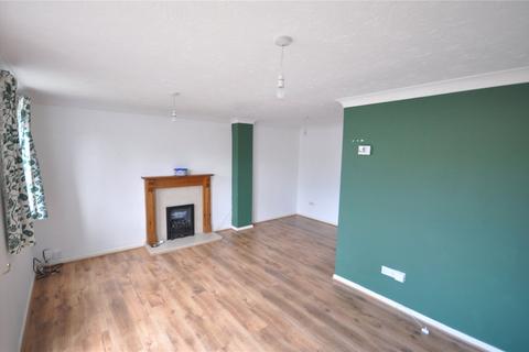 3 bedroom end of terrace house for sale, Hyde Road, Swindon, Wiltshire, SN2