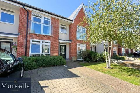 3 bedroom terraced house for sale, Stabler Way, Poole BH15