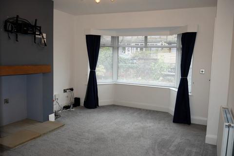 2 bedroom terraced house to rent, Ing Head Terrace, Halifax, West Yorkshire, HX3