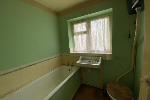 92 Attlee Road, Walsall, WS2 0ER