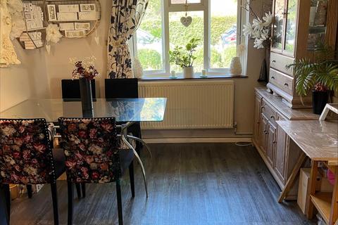 39 Bellway, Woburn Sands, Milton Keynes, MK17 8UG