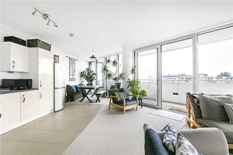 1 bedroom apartment for sale, Colonial Drive, London, W4