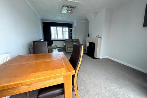 3 bedroom semi-detached house to rent, Berengrave Lane , Rainham , Rainham, Gillingham, ME8