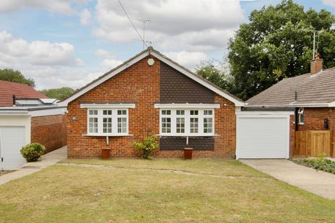 2 bedroom bungalow for sale, Longfield Avenue, Longfield, Kent, DA3