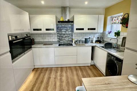 56 Amos Lane, Wednesfield, Wolverhampton, WV11 1ND