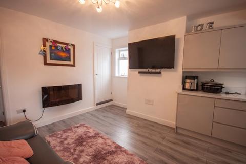 2 bedroom end of terrace house for sale, Ironstone Road, Burntwood, WS7 1NB